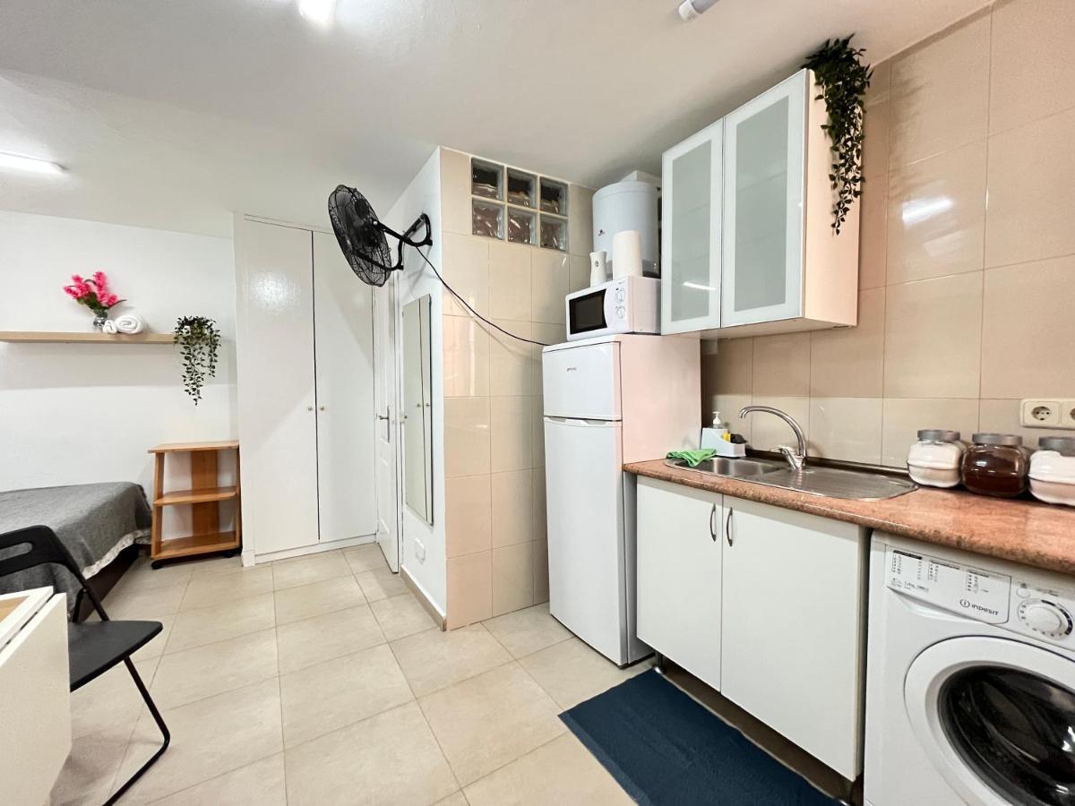 Estudio lavapies acogedor Apartamento Madrid Exterior foto